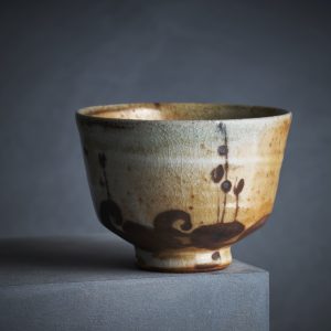 Chawan with bulrush motif