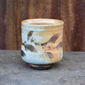 Yunomi with blossom motif